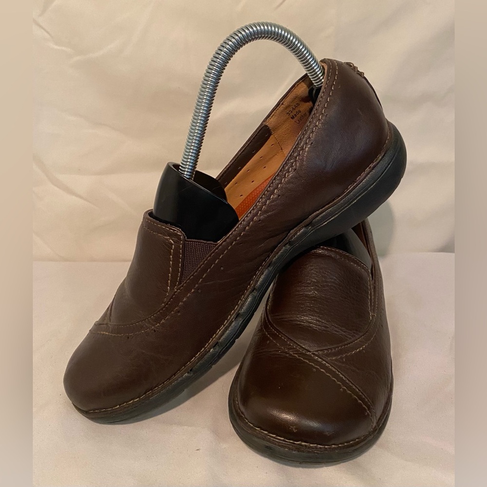 Clarks Structured Brown Leather‎ Slip-On Shoes Women’s Size 7 1/2